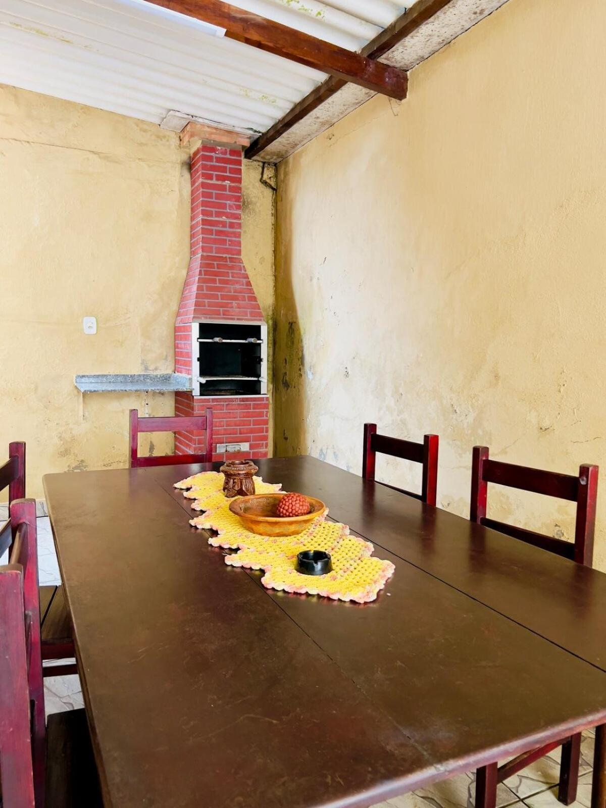Casa de férias Casa Bauri Espacosa Com Churrasqueira E So 600m Da Pereque Acu